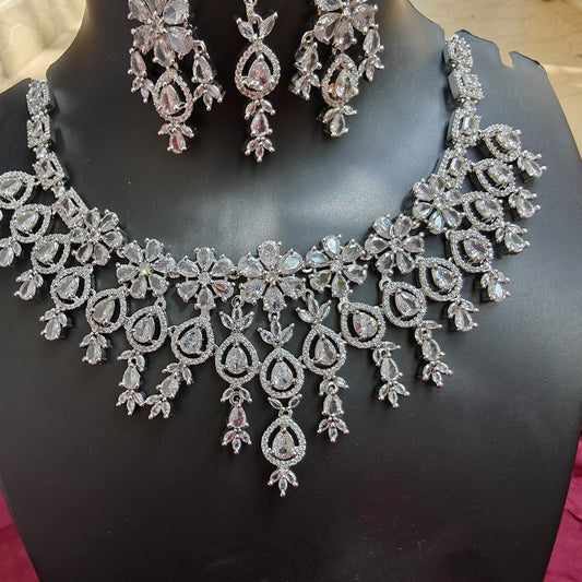 Royal Cascade Necklace Set