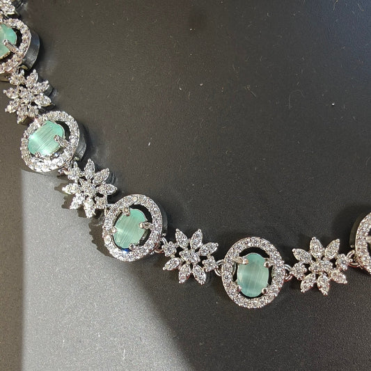 White and green jewelry set