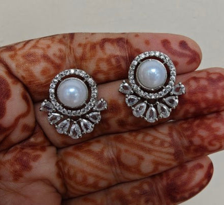 Pearl Dew Earrings