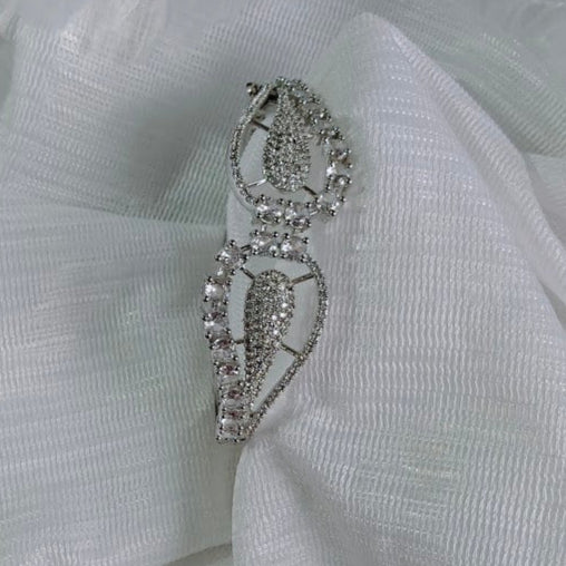 Lustre Curve Bracelet