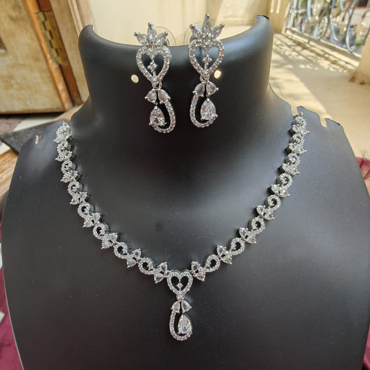 Imperial Sparkle Necklace Set